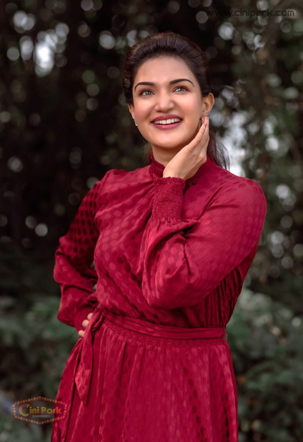 Honey rose