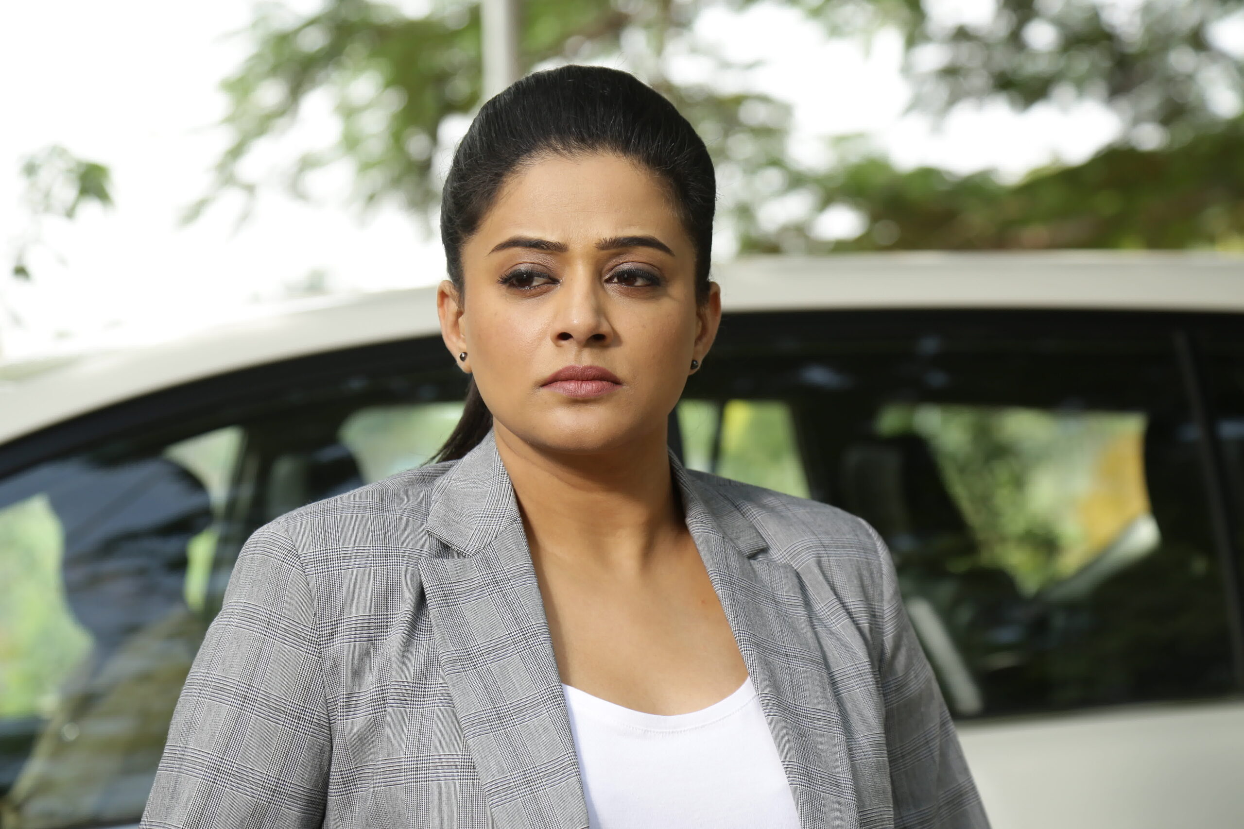 Dr. 56 has arrived on December 9, Priyamani has arrived as a CBI officer!