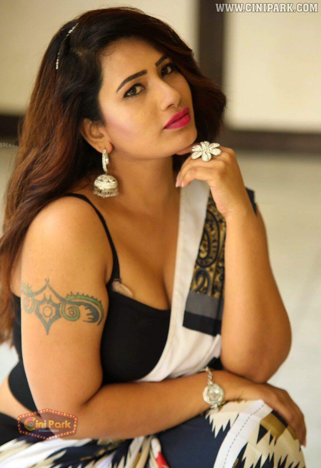 Sanjana Naidu actress images